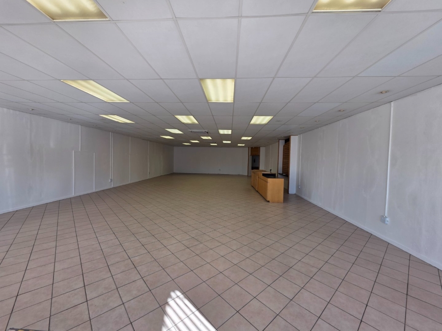 To Let commercial Property for Rent in Reitz Free State